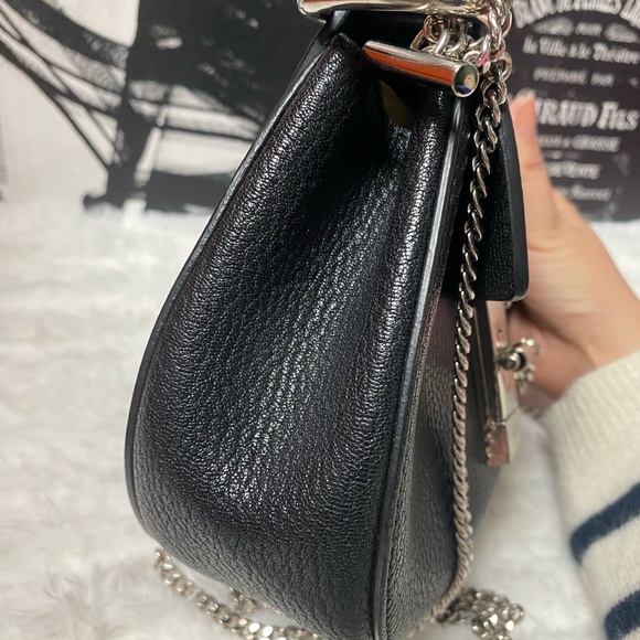 CHLOE
Mini Drew Black - Picture 2 of 9